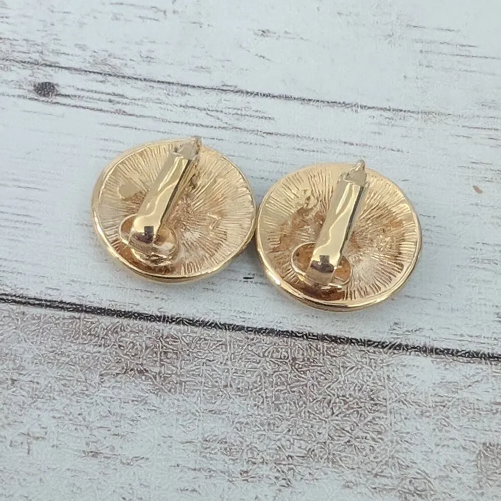Vintage Clip On Earrings Retro Circle Cream & Gold Tone 0.75